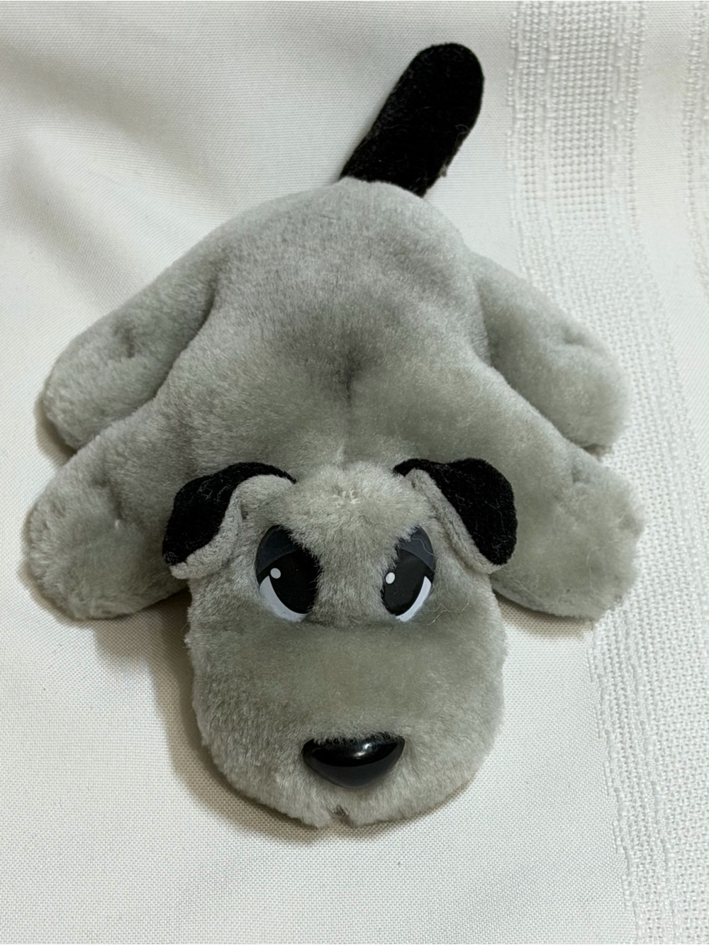 Vintage 1995 Tonka Pound Puppies 7" Solid Gray Long Floppy Ears Plush Puppy